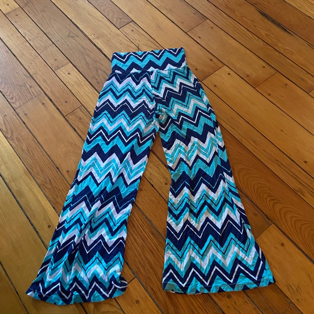 Chevron pattern dressy pants